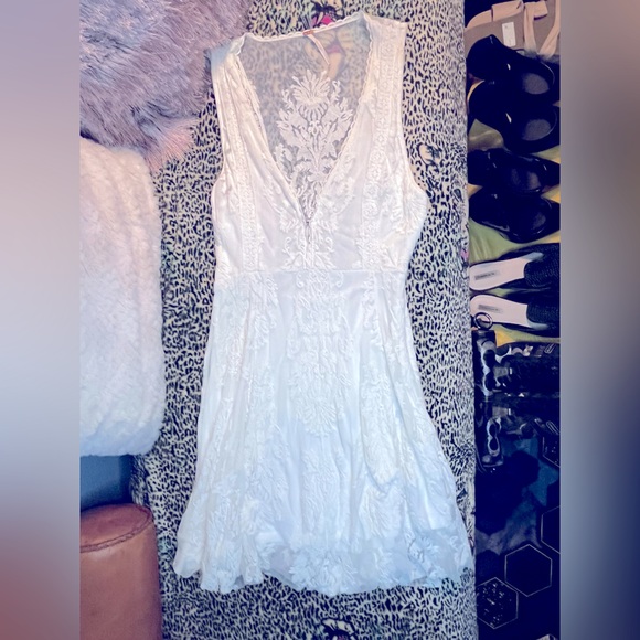 🌹Free People lace mini dress - Picture 8 of 16